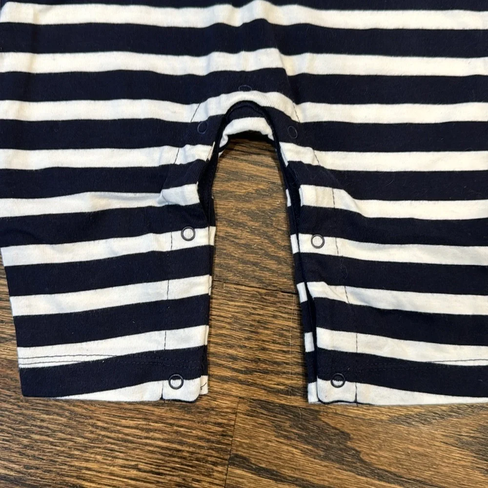 Baby Gap hooded stripe romper 3-6 months navy blue and white nwt
